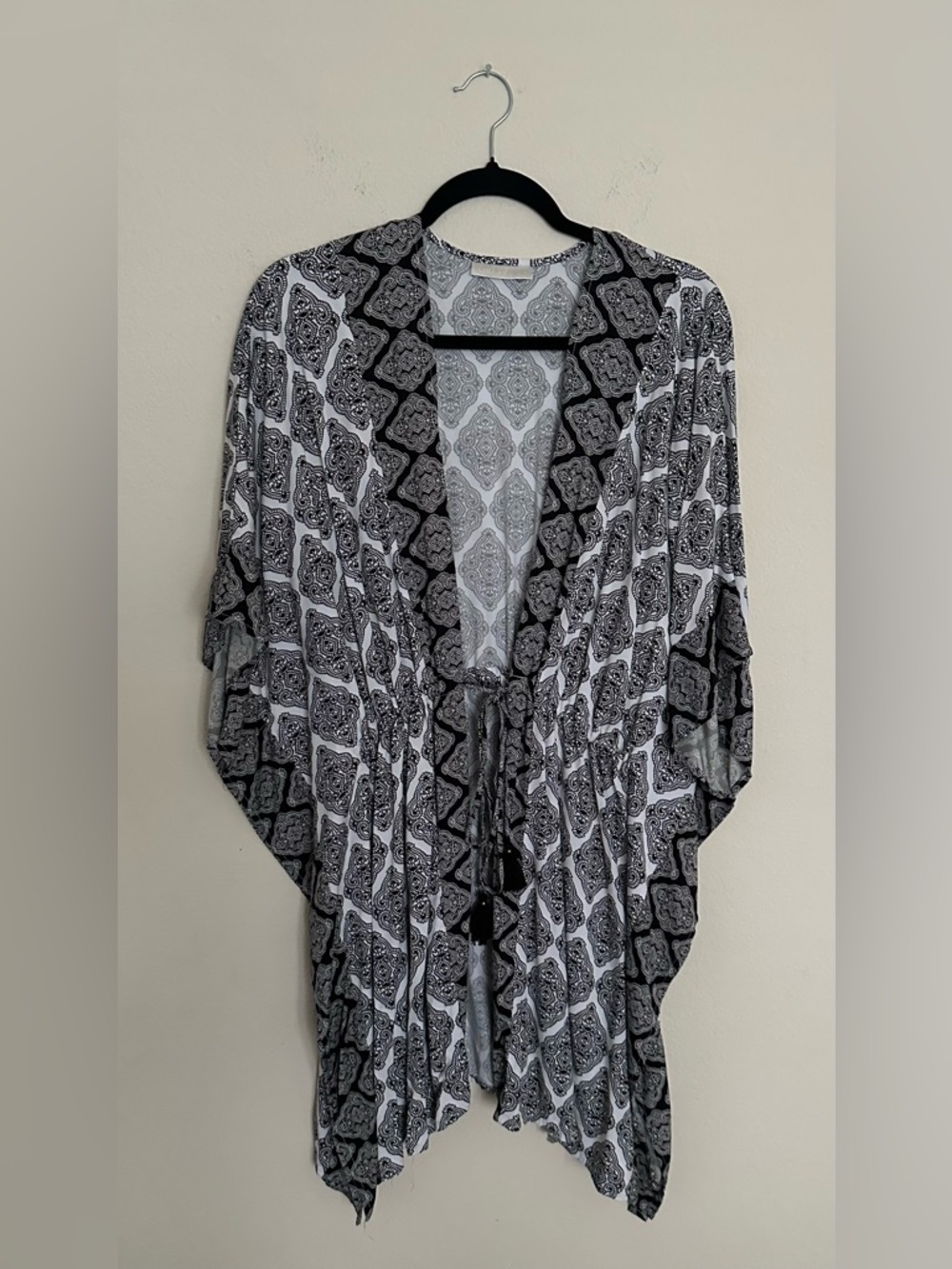 La Blanca Black & White Geo Tie-Front Swim Coverup with Tassels - Picture 4 of 11